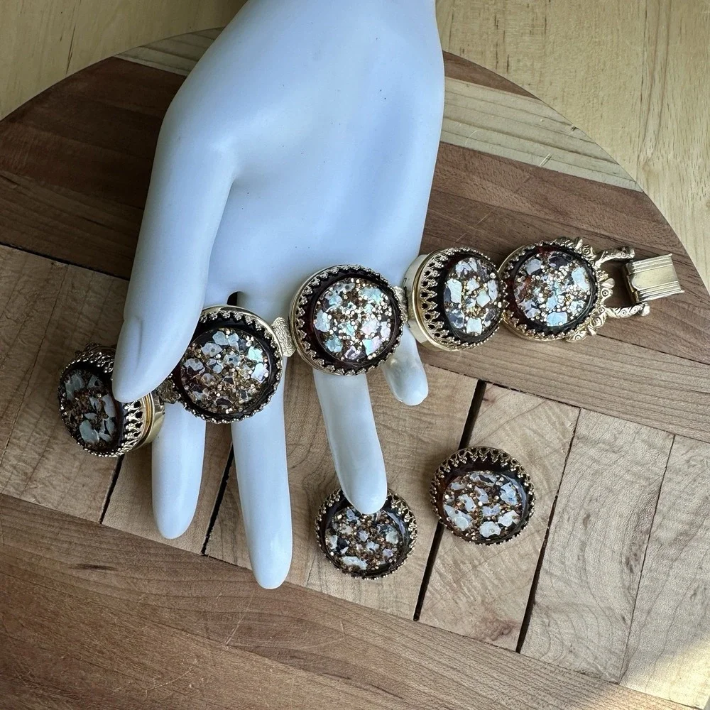 Vintag 1950's Confetti Bracelet 6.5 Inch w Clip Earrings Acrylic Gold Flake MOP